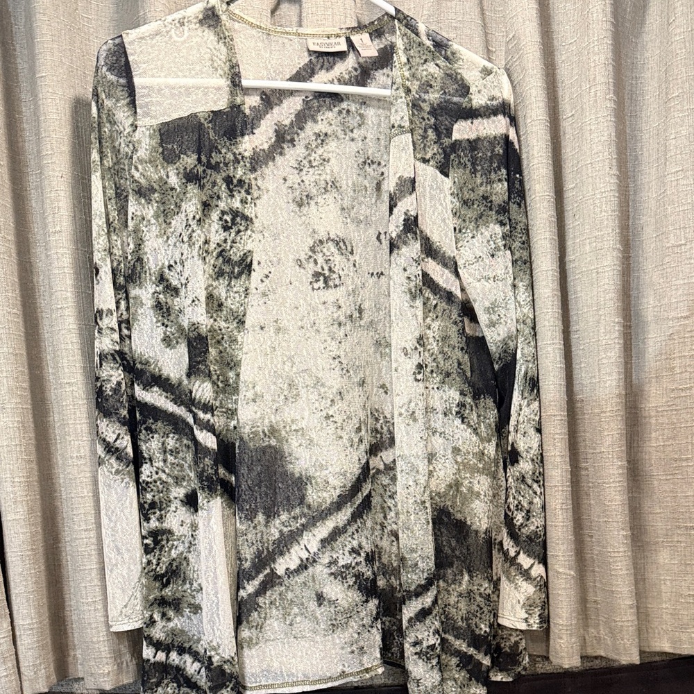 Chico's Green Gray and Black Patterned Open Front long sleeve Top size L